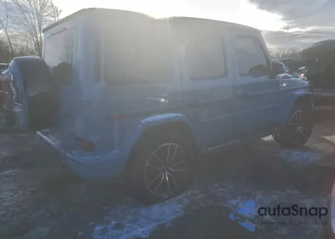 2025 Mercedes-Benz G 550 z USA, uszkodzony, nr VIN W1NWH1AB4SX002135